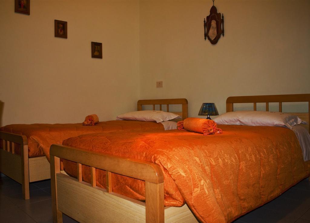 Hotel Falisco Fabrica di Roma Kamer foto