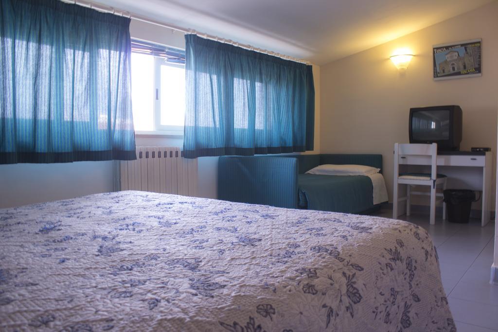 Hotel Falisco Fabrica di Roma Kamer foto