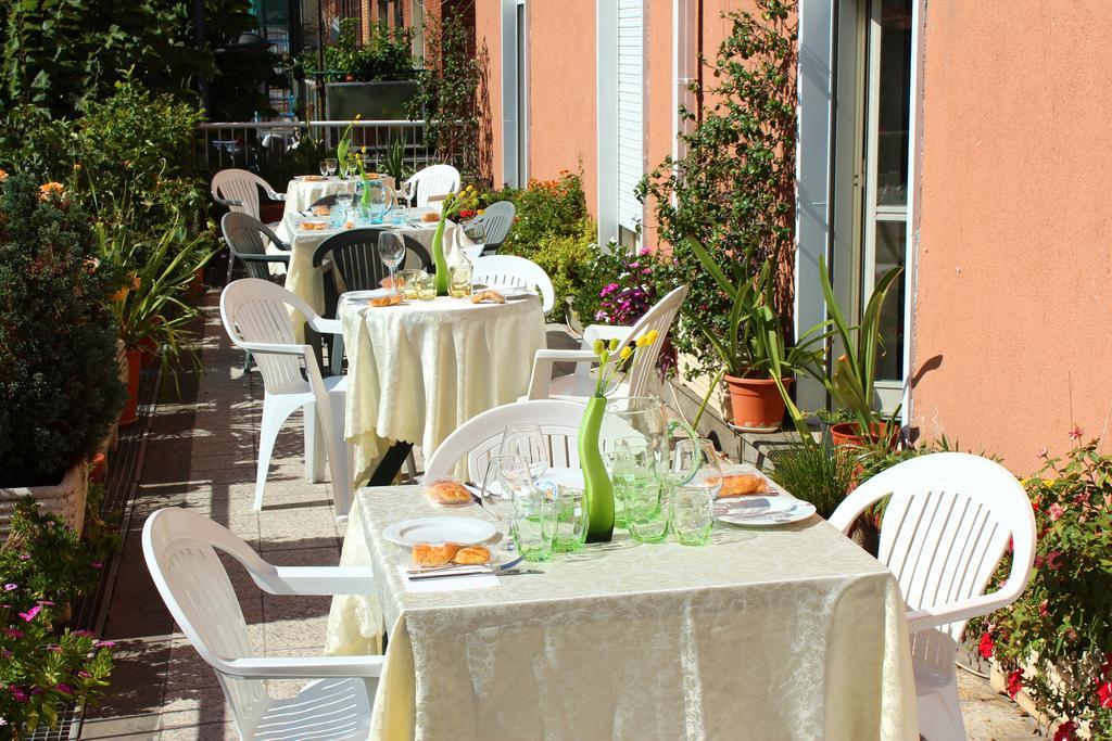 Hotel Falisco Fabrica di Roma Buitenkant foto