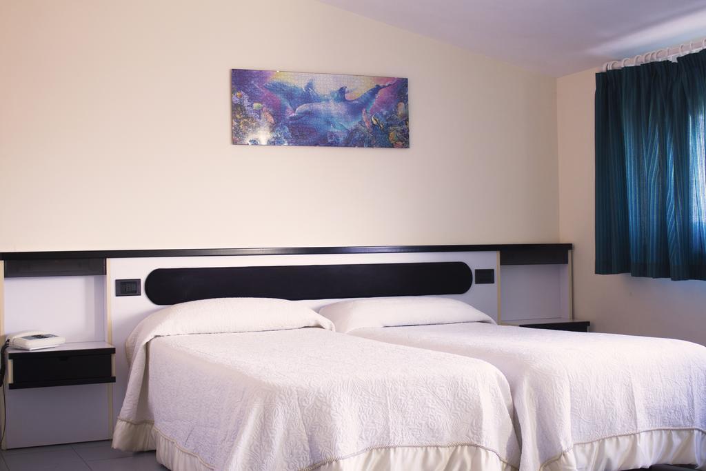 Hotel Falisco Fabrica di Roma Kamer foto